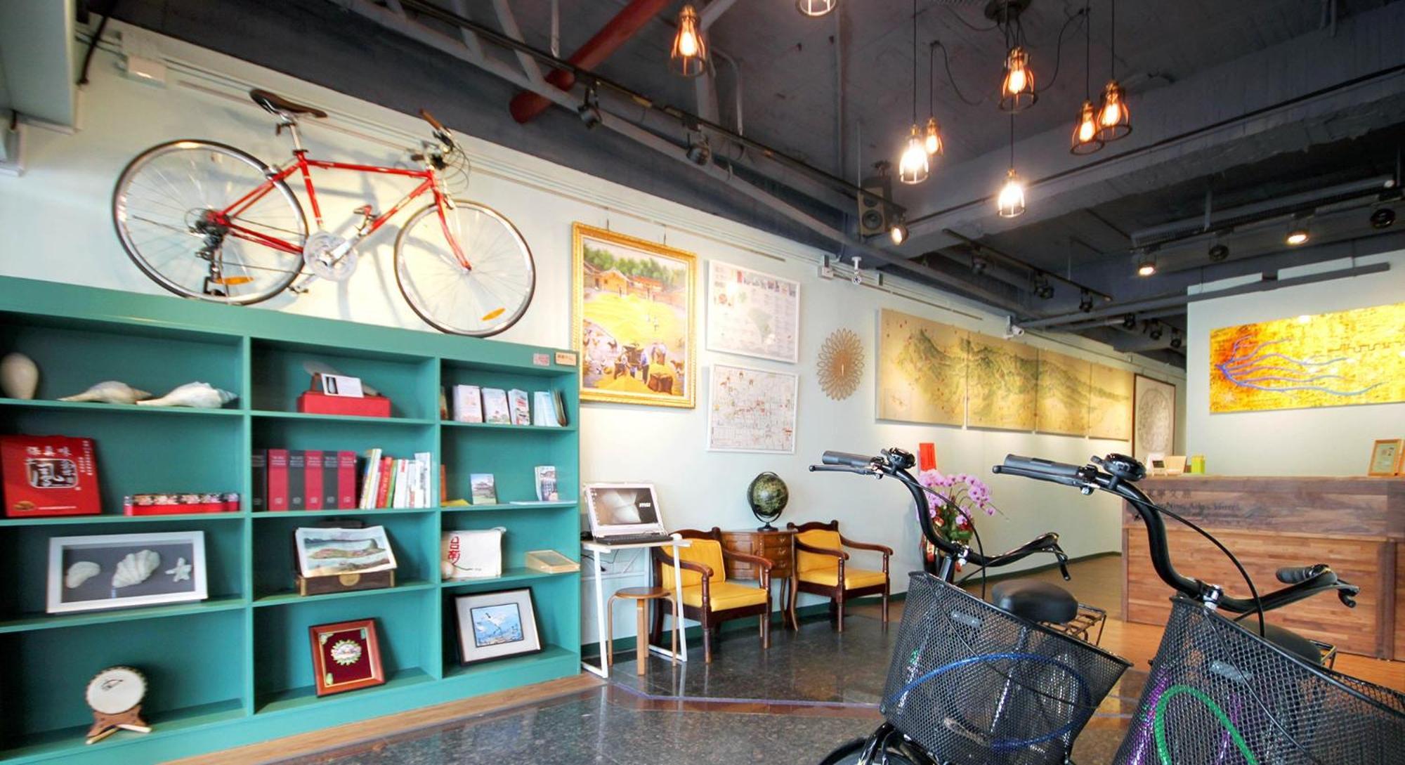 Dongning Atlas Hotel Tainan Bagian luar foto