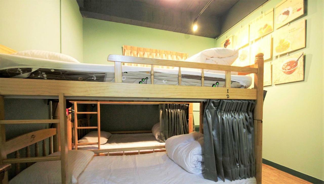 Dongning Atlas Hotel Tainan Bagian luar foto