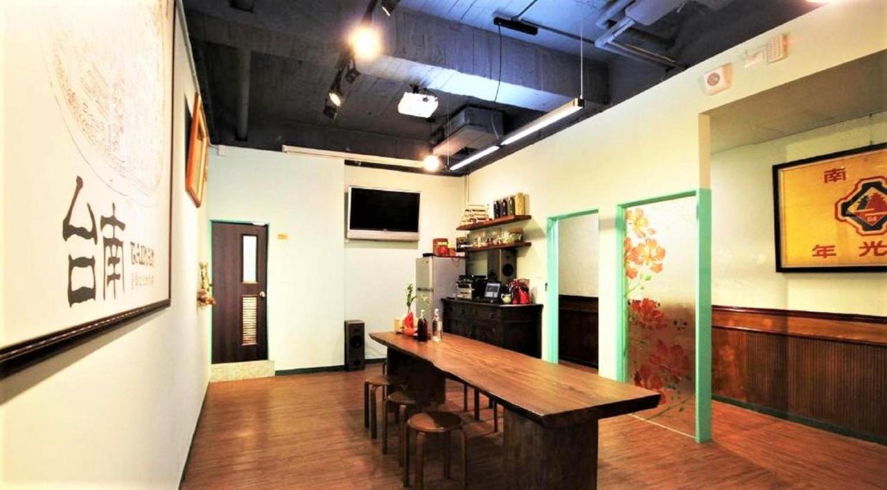 Dongning Atlas Hotel Tainan Bagian luar foto