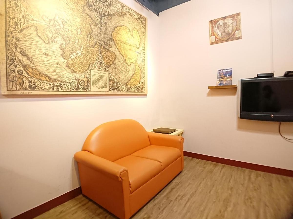 Dongning Atlas Hotel Tainan Bagian luar foto