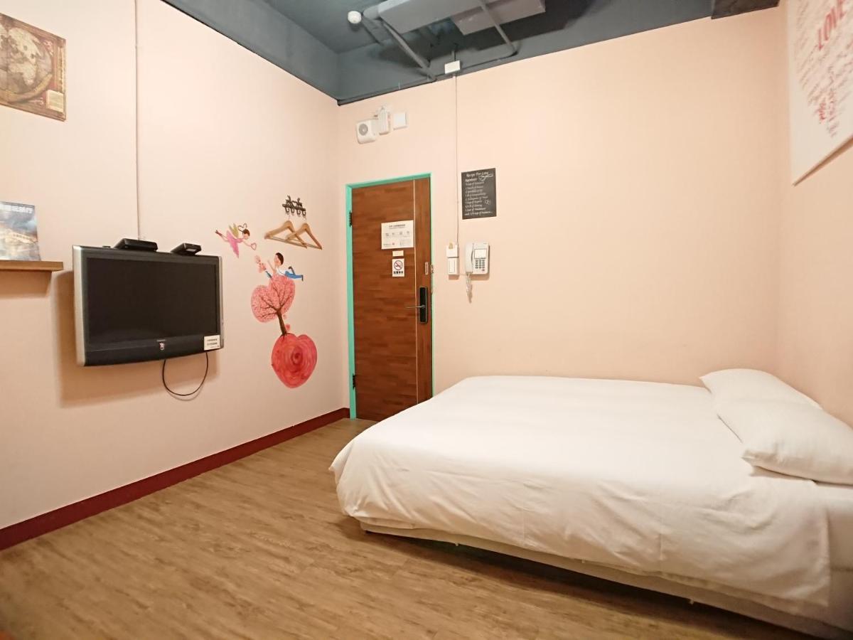 Dongning Atlas Hotel Tainan Bagian luar foto